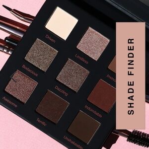 REALHER Make It Happen Eyeshadow Palette - NWT